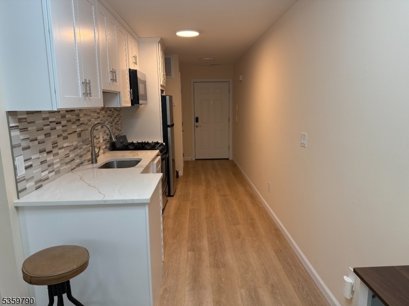 Property Photo:  3 Jackson Hole 6  NJ 07462 