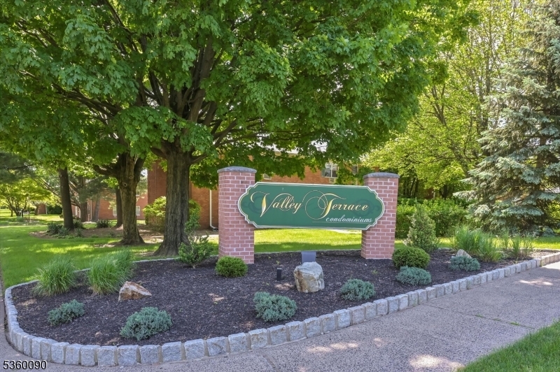Property Photo: 54 Knox Ter 1A NJ 07470