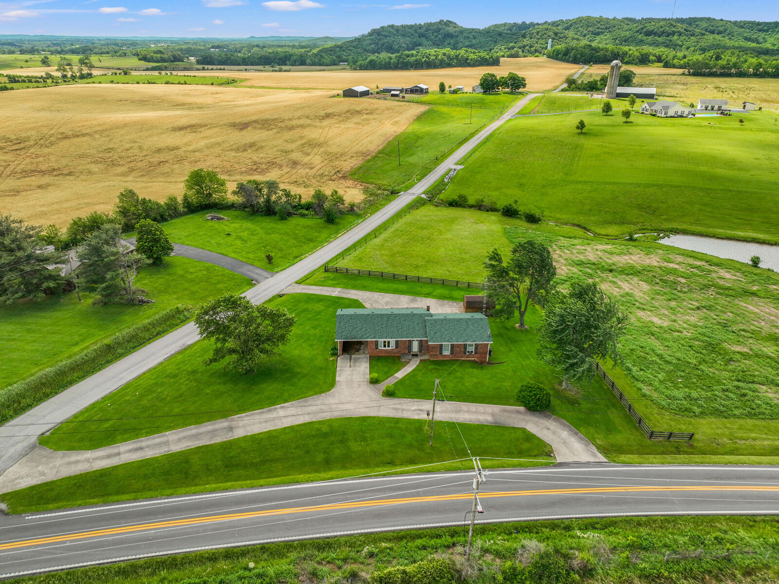 Property Photo:  2405 Kentucky Hwy 78  KY 40484 