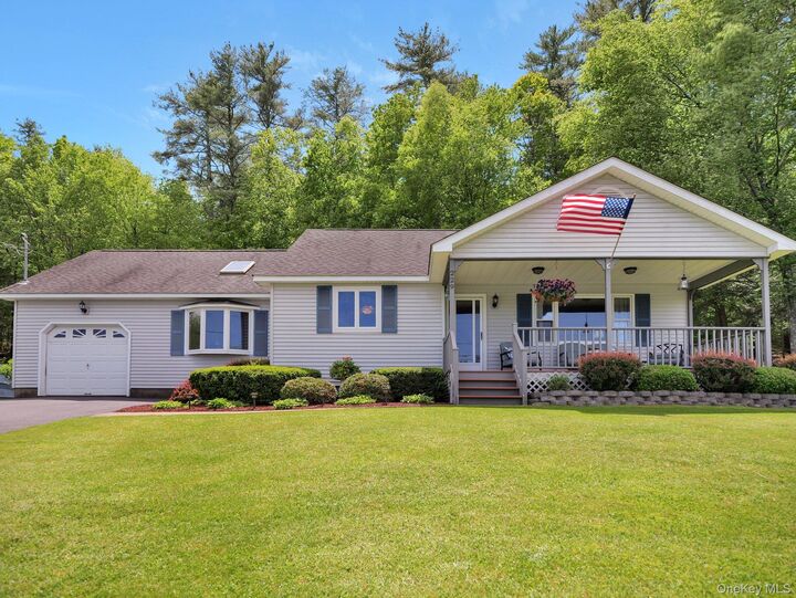 Property Photo:  229 Eldred Yulan Road  NY 12792