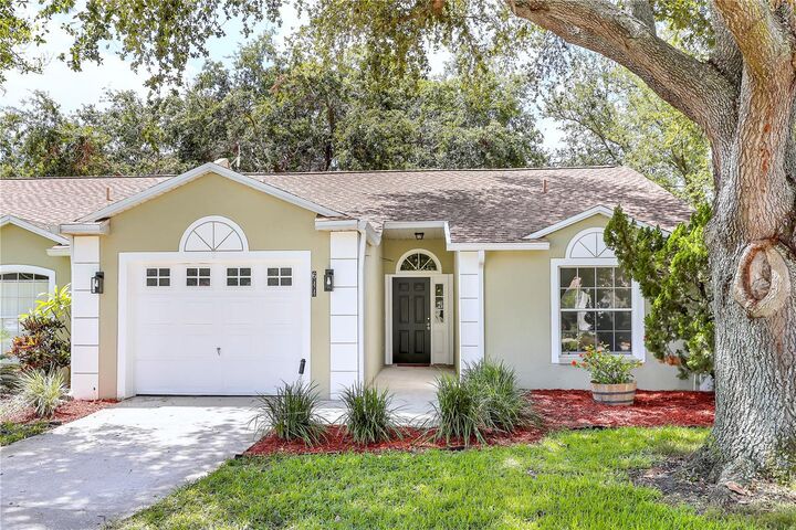 644 Villa Court  Clermont FL 34711 photo