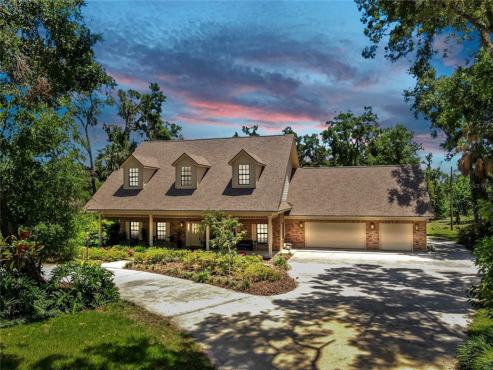 Property Photo: 1141 Myrtle Road FL 33596