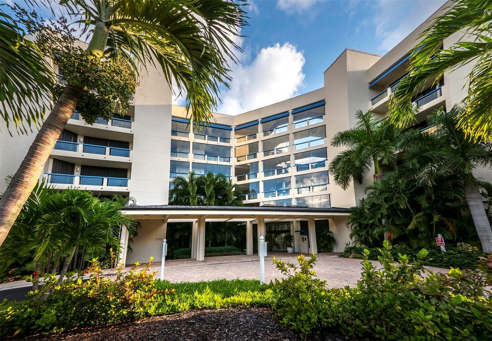 Property Photo: 2120 Harbourside Drive 617 FL 34228