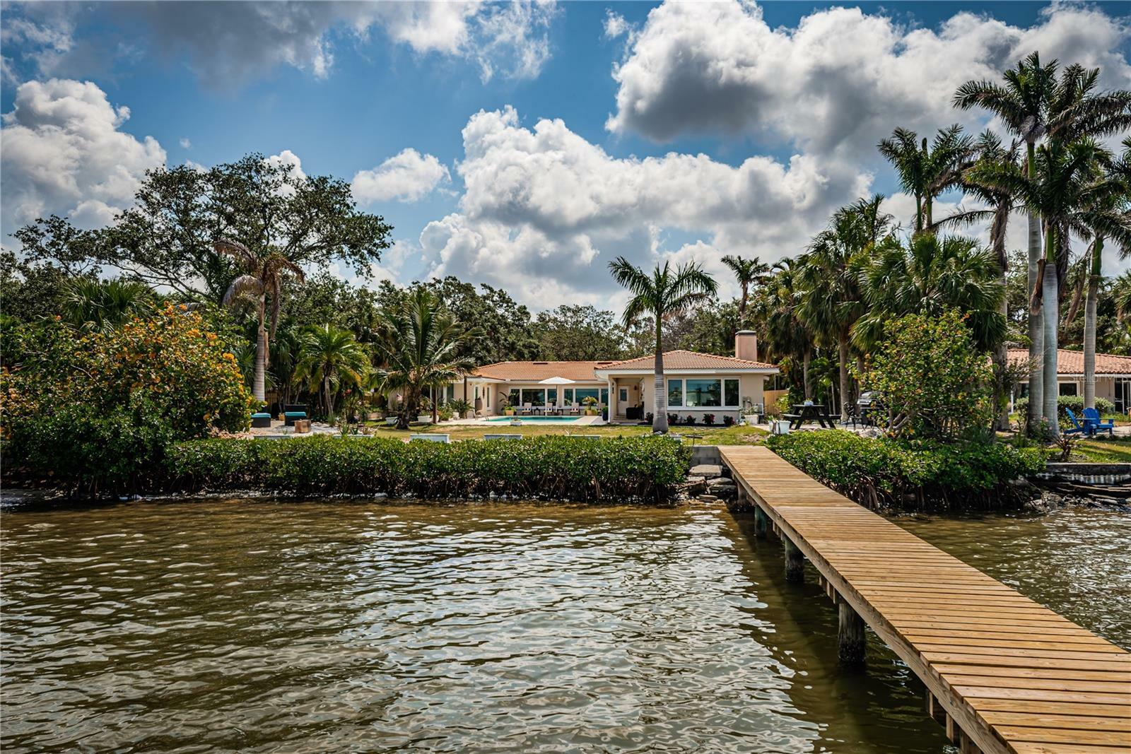2834 Pelham Road N  St Petersburg FL 33710 photo