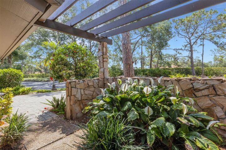 Property Photo: 5626 Pipers Waite 22 FL 34235