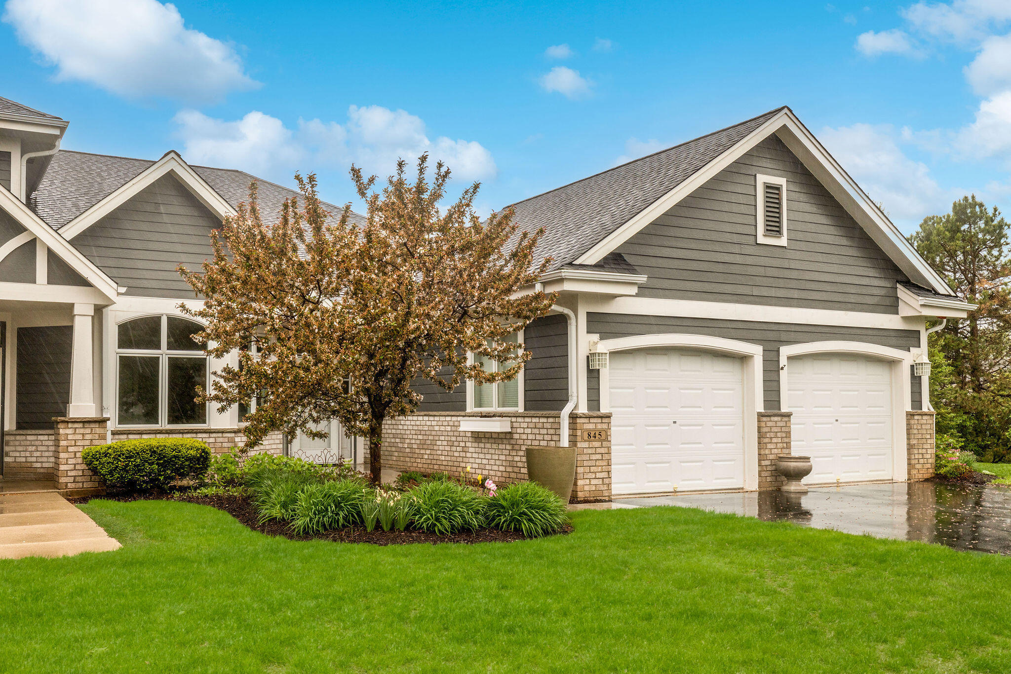 Property Photo:  845 Lake Rd  WI 53005 