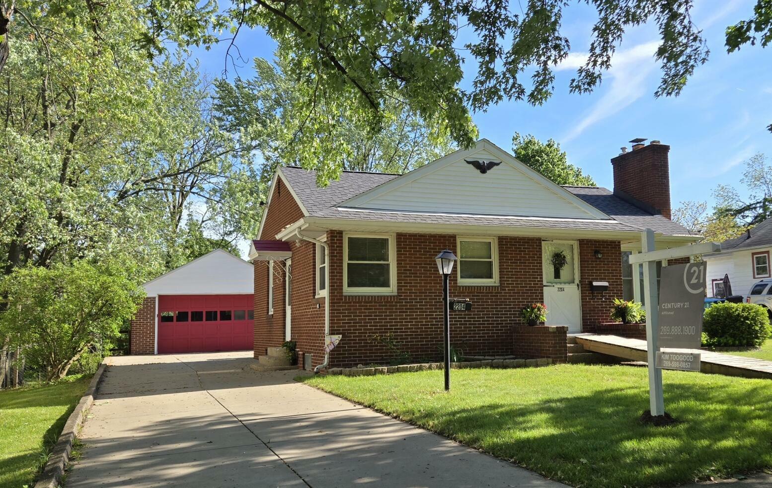 Property Photo: 2204 Lakeway Avenue MI 49001