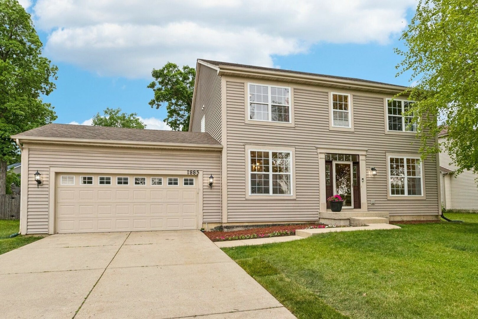 1885 W Greenleaf Court  Round Lake IL 60073 photo