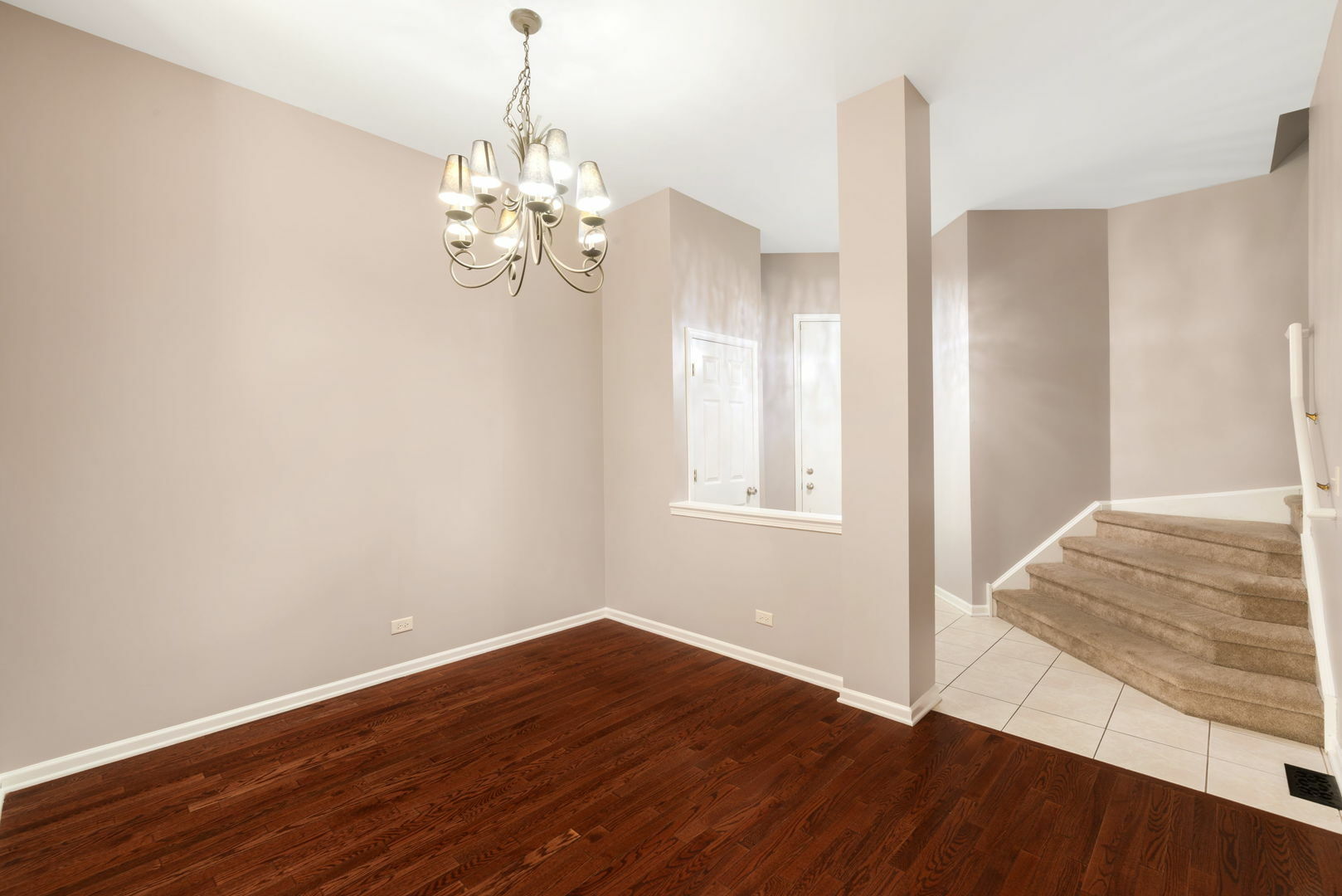 Property Photo: 3331 Rosecroft Lane IL 60564
