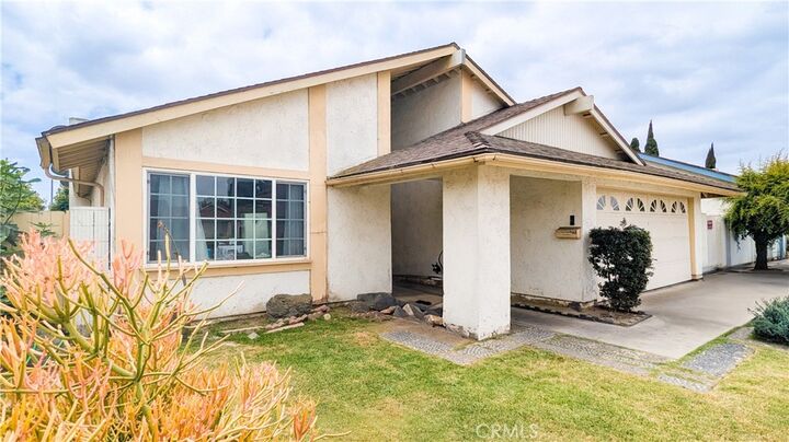 Property Photo:  13522 Carnaby Street  CA 90703 