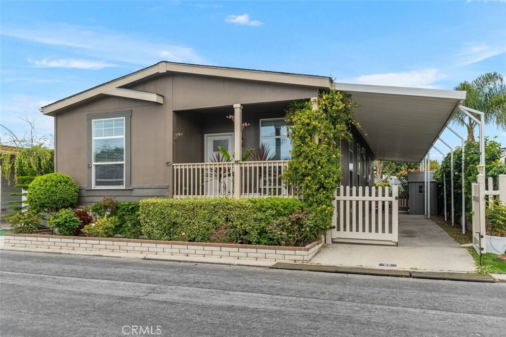 Property Photo: 3595 Santa Fe Avenue 90 CA 90810