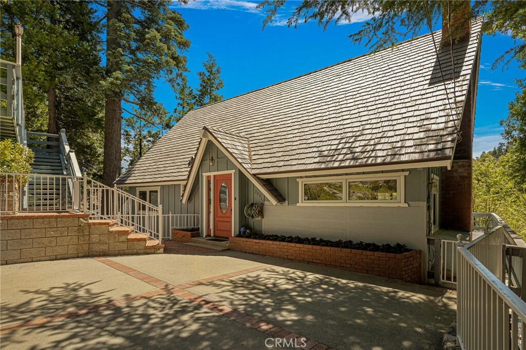Property Photo:  28960 Palisades Drive  CA 92352 