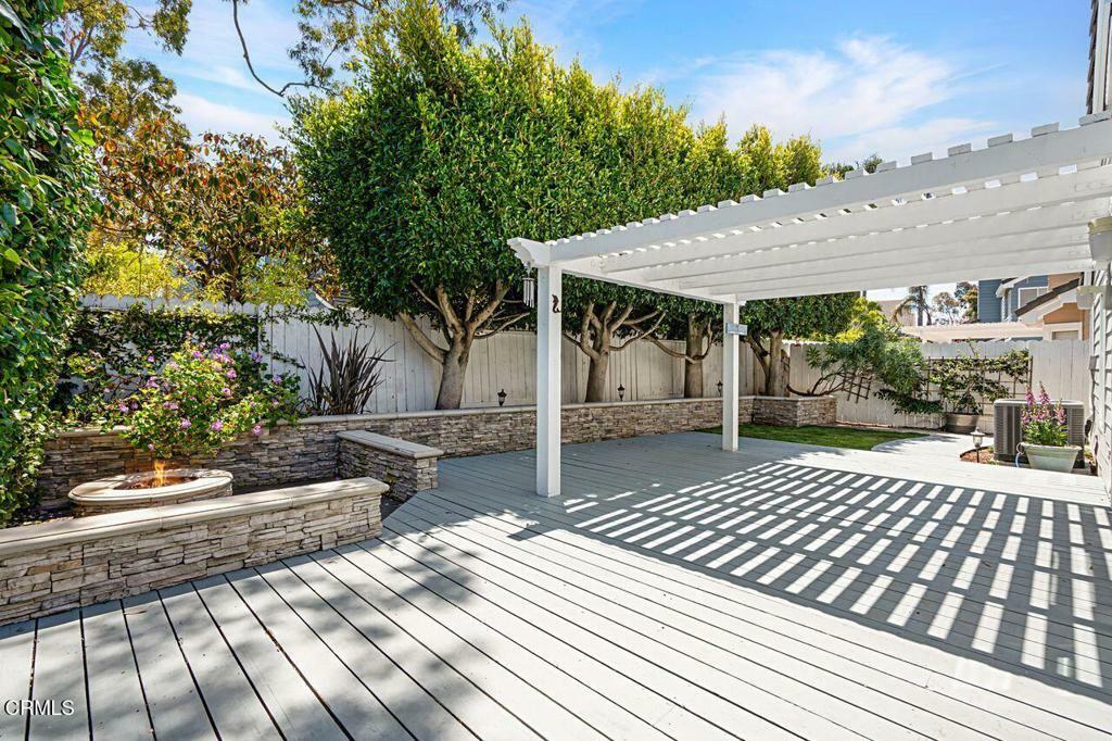 Property Photo: 2546 Spinnaker Avenue CA 93041