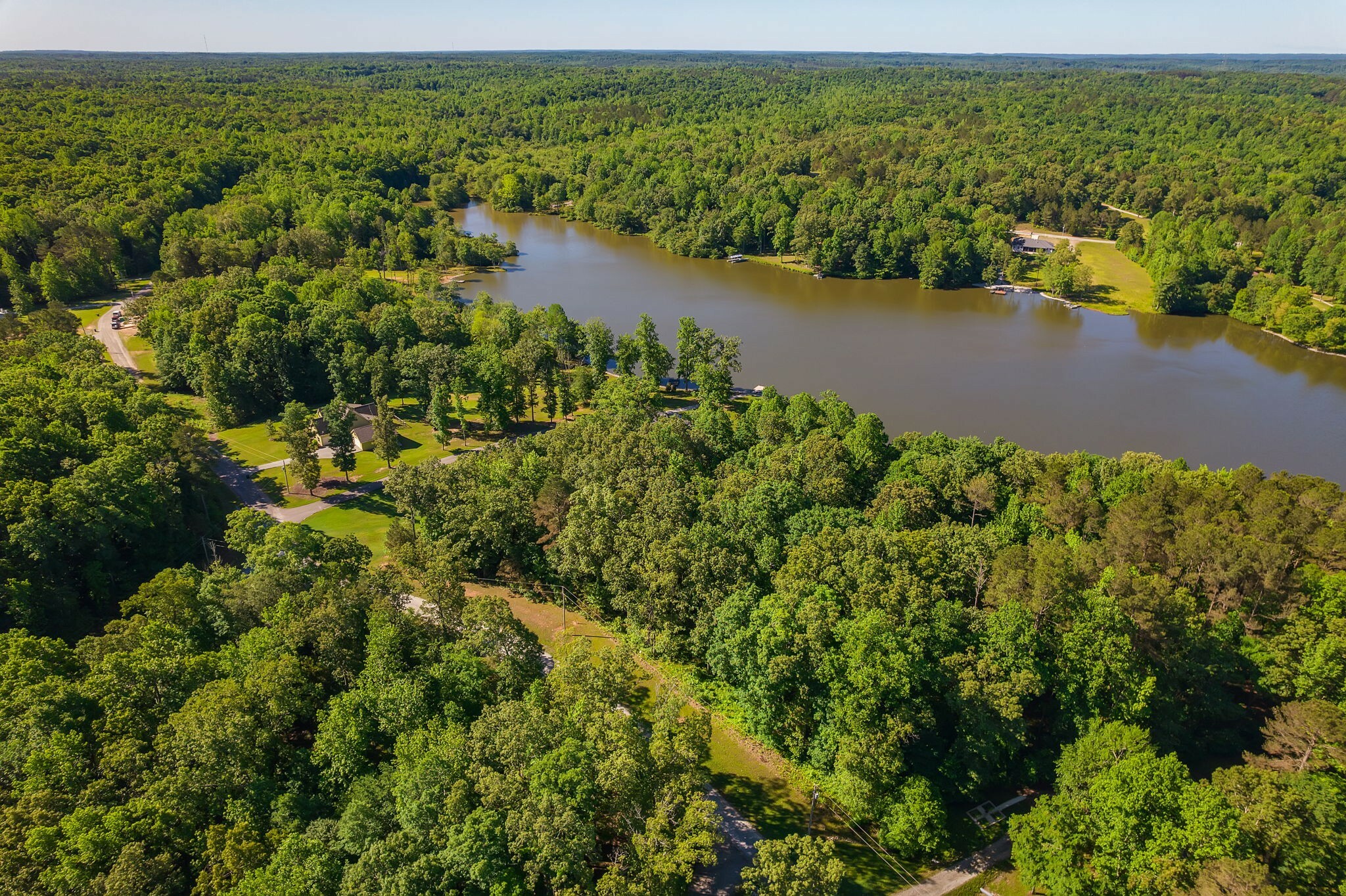 Property Photo: 33 Arrowhead Pt TN 38321