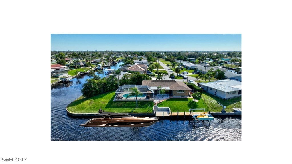Property Photo: 2801 SE 17th Avenue FL 33904