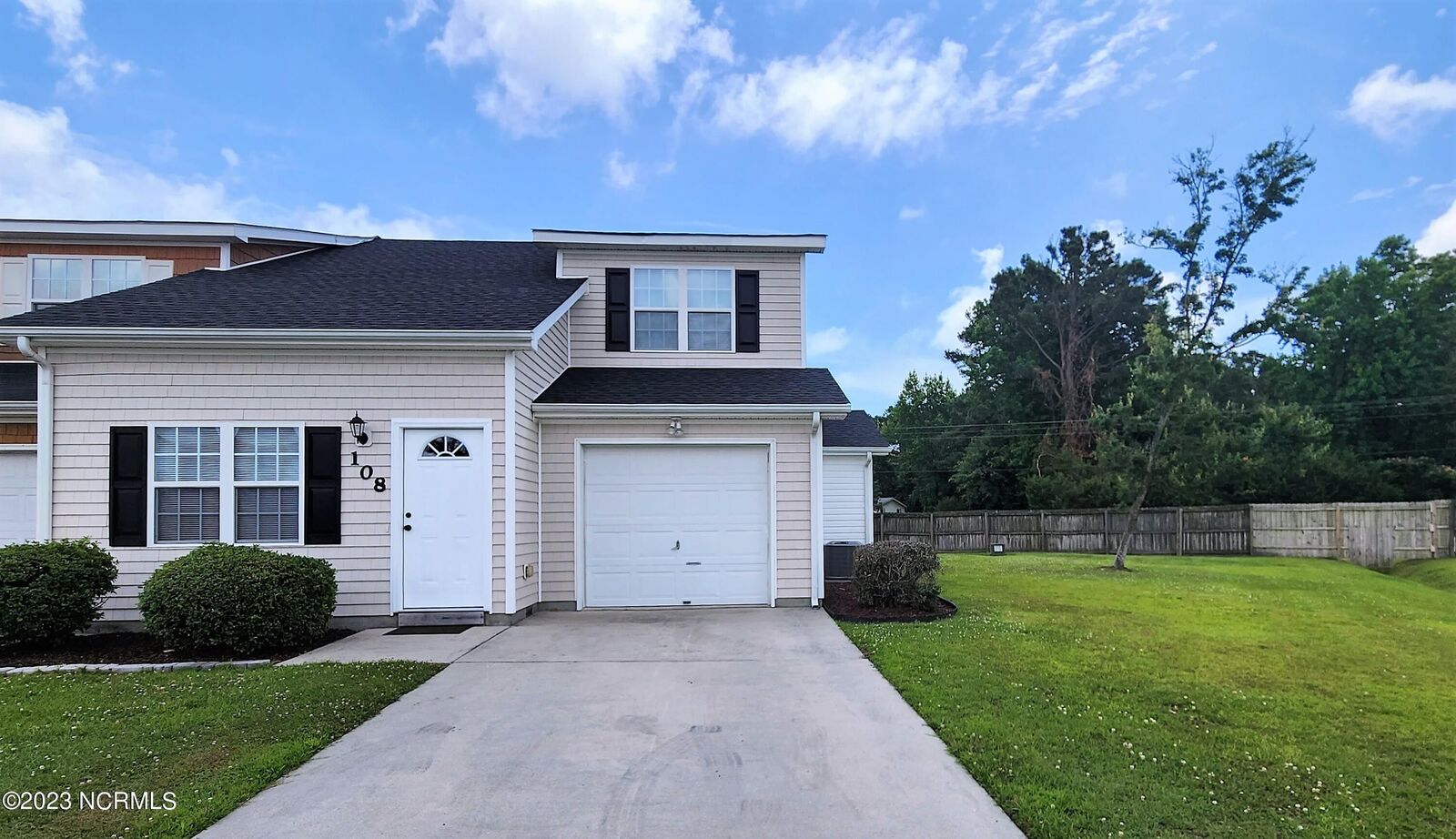 Property Photo:  108 Creeker Town Way  NC 28539 