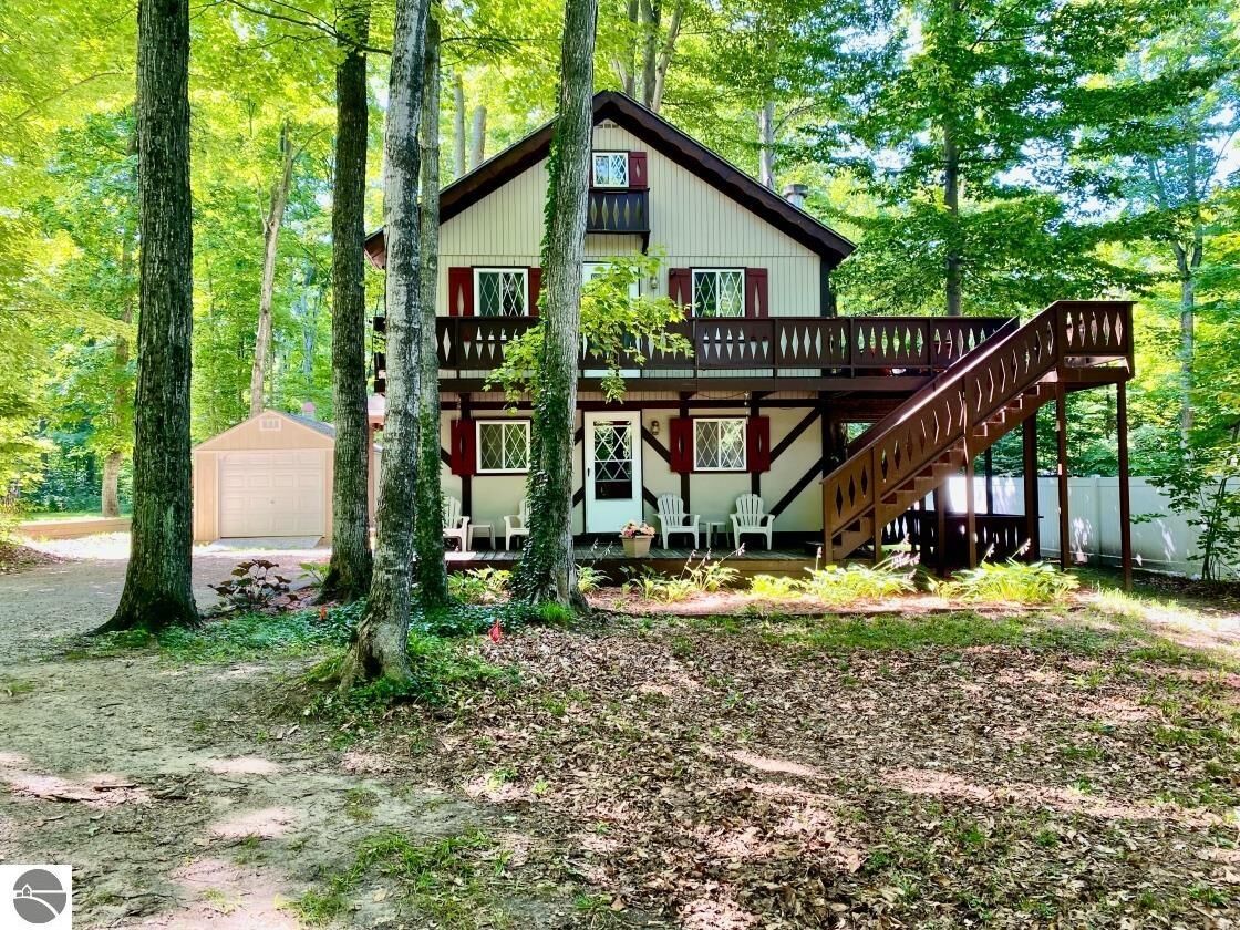 Property Photo:  2552 E Birch Court  MI 49621 