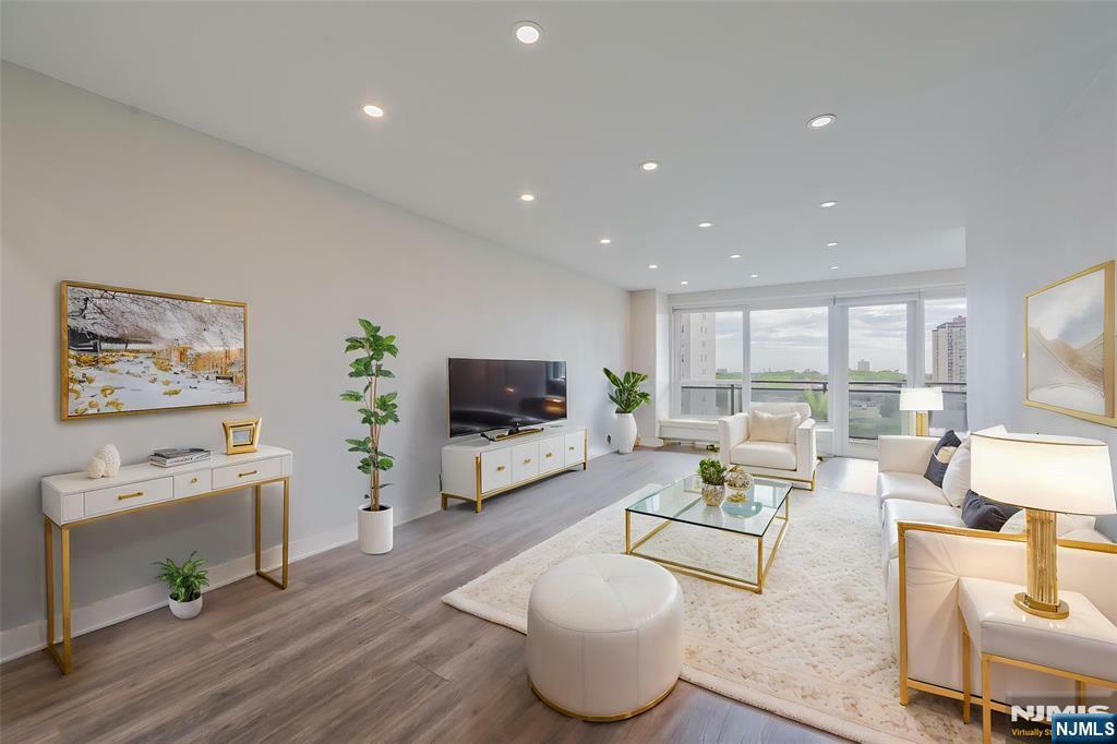 Property Photo:  2077 Center Avenue 11C  NJ 07024 