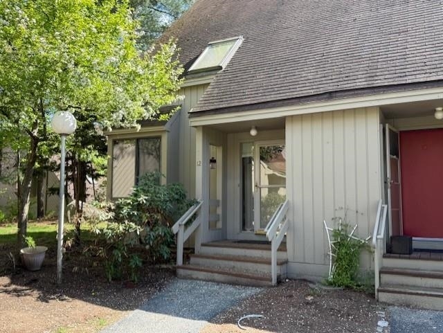 Property Photo: 12 Belmont Court NH 03110