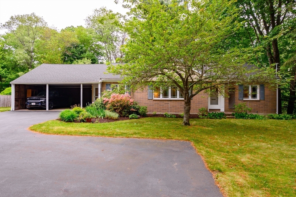 13 Smith Rd  Hingham MA 02043 photo
