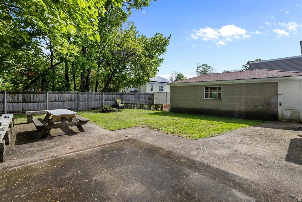 Property Photo:  504 Warren  RI 02914 