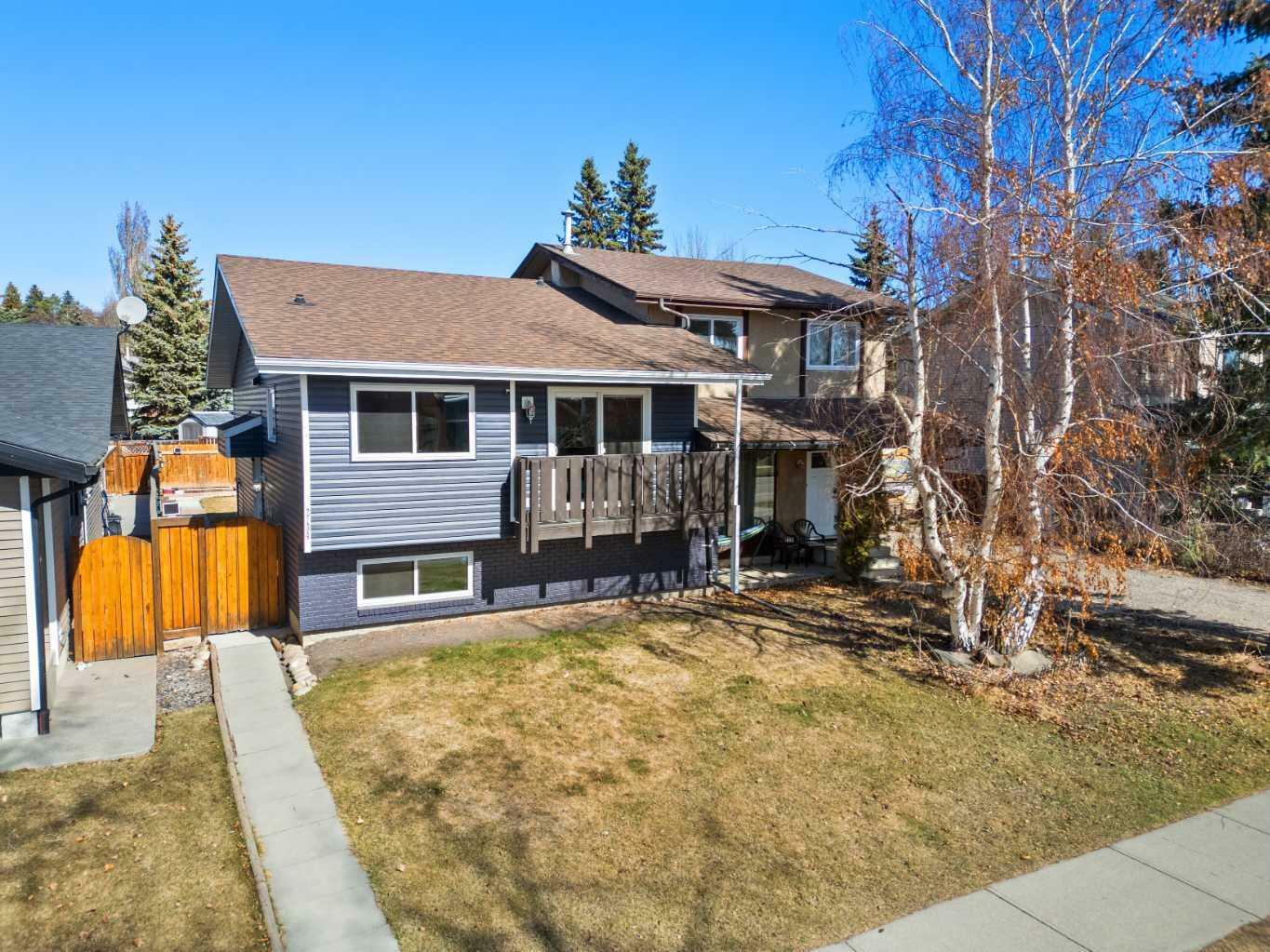 Property Photo: 2134 146 Avenue SE AB T2J 5T2