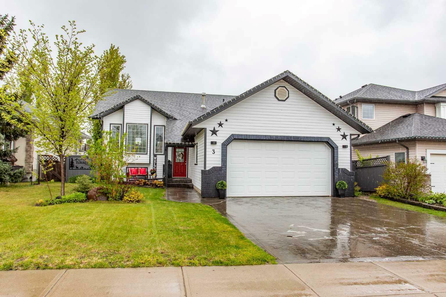 3 Regal Close  Lacombe AB T4L 2H5 photo