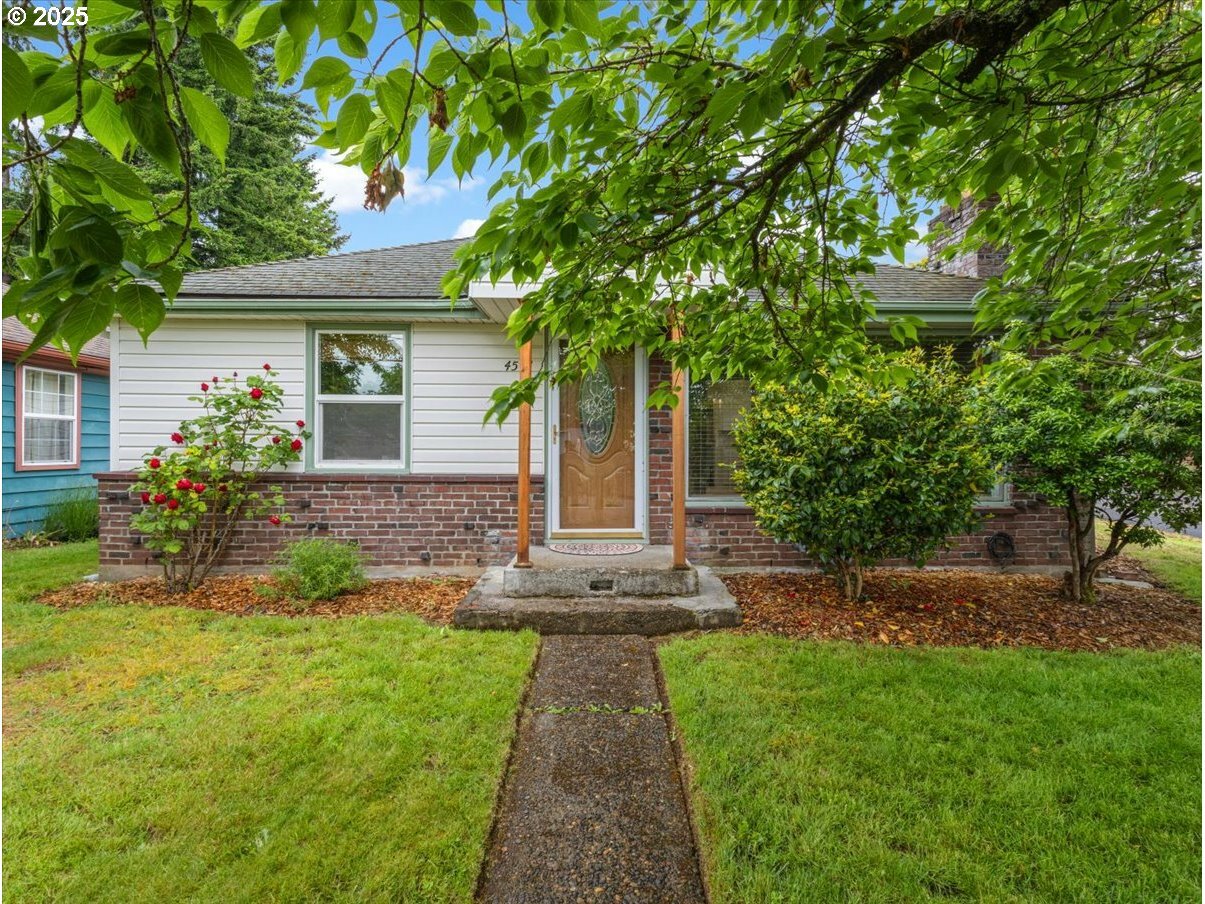 4501 NW Washington St  Vancouver WA 98663 photo