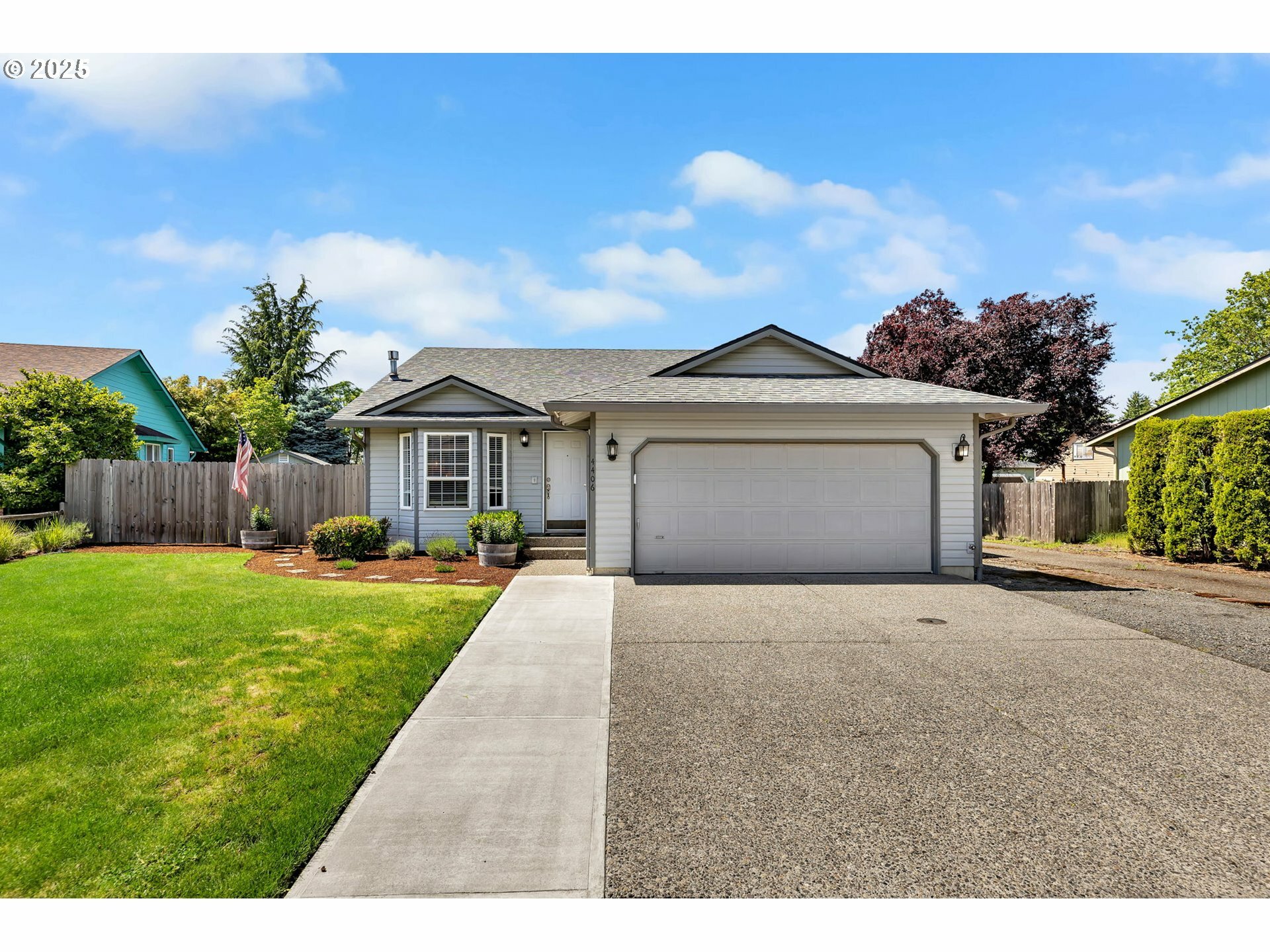 Property Photo: 4406 NE 128th Ave WA 98682