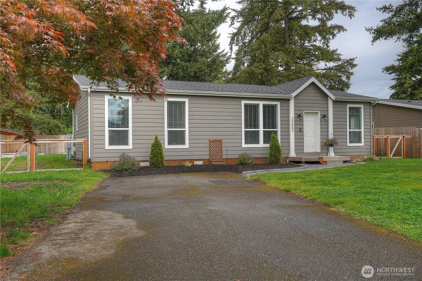 Property Photo: 25807 55th Avenue Ct E WA 98338