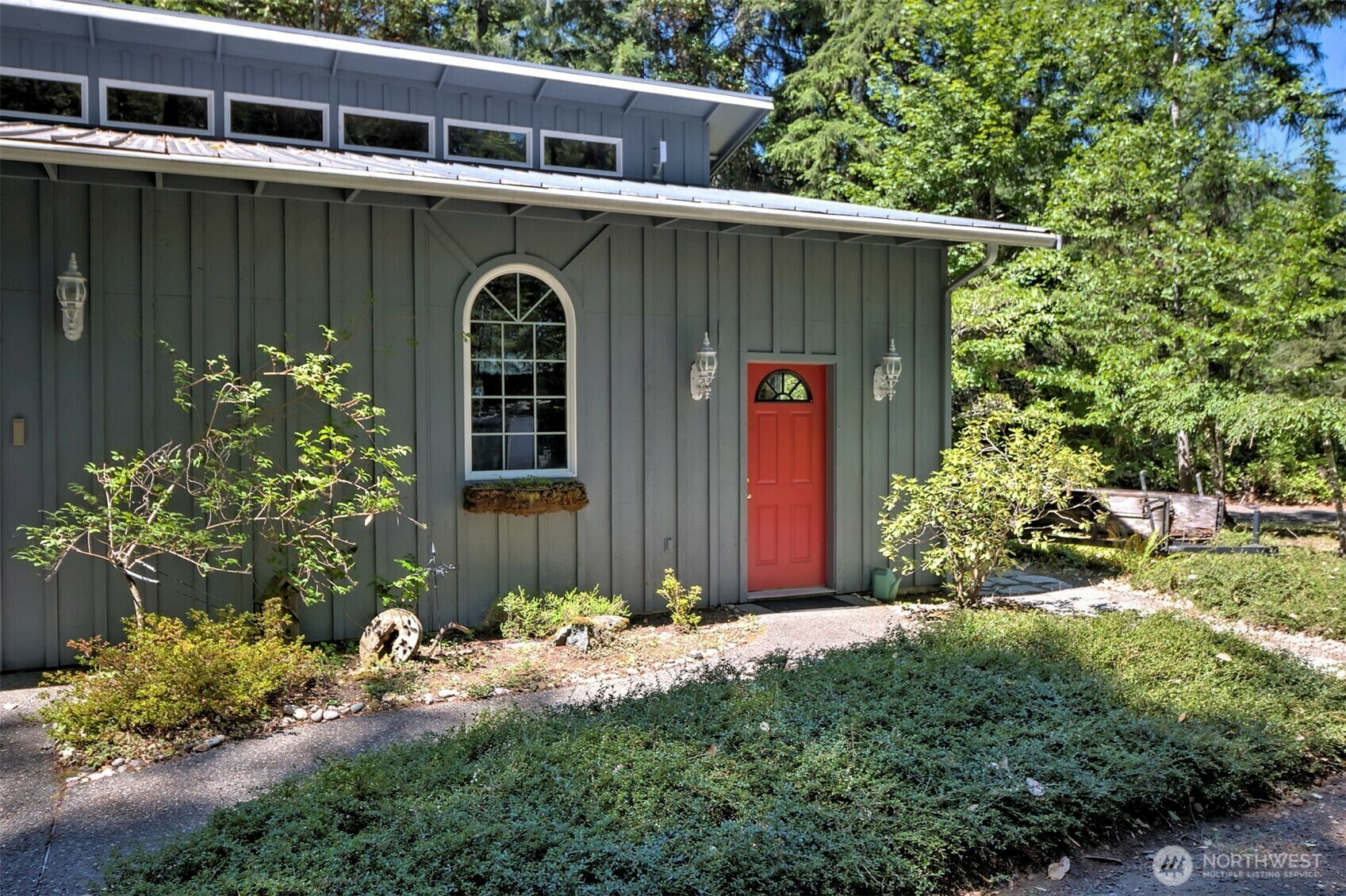 Property Photo: 80 E Tamarack Lane WA 98584