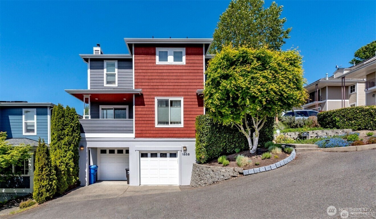 Property Photo:  1858 S Bennett Drive  WA 98108 