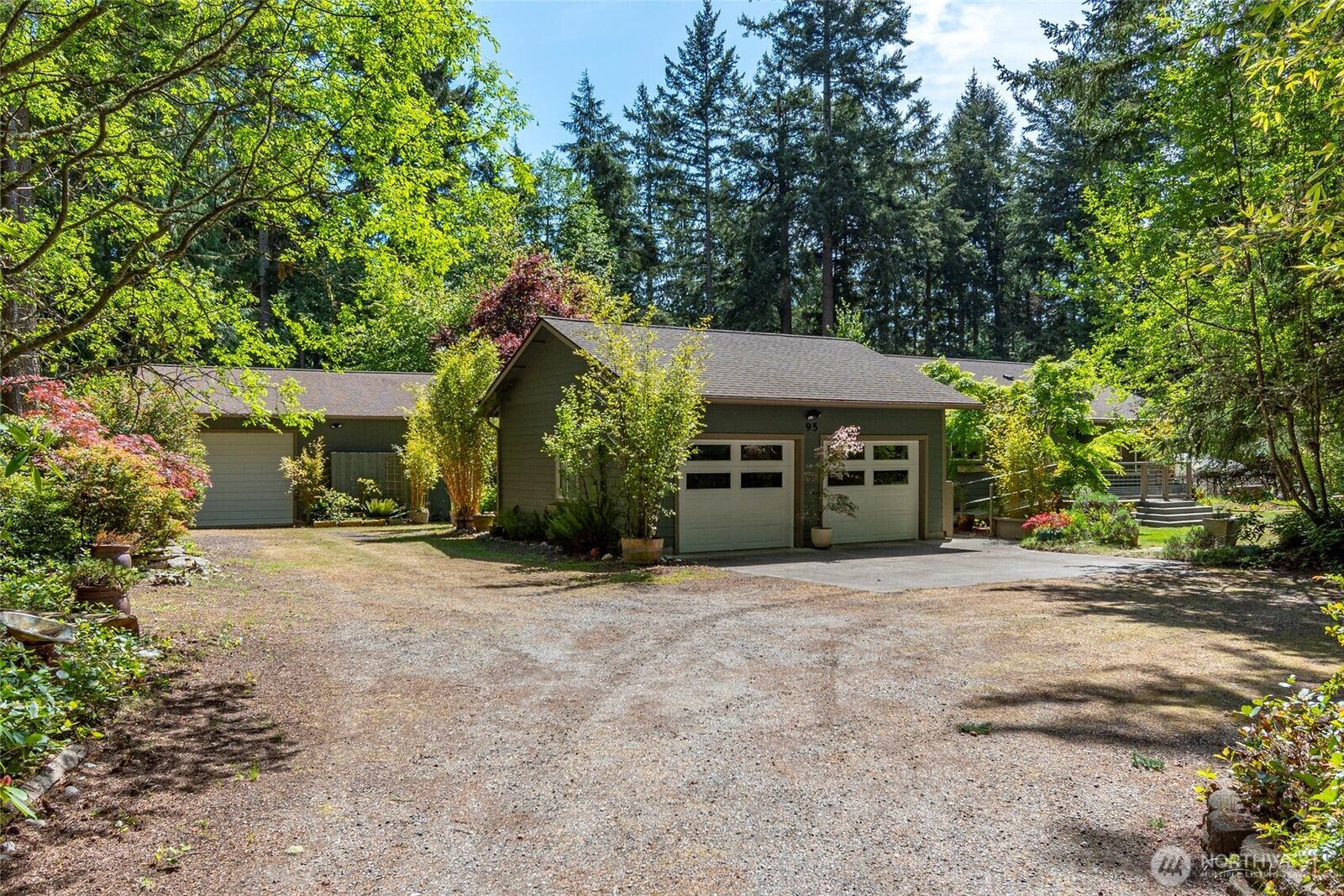 Property Photo:  95 N Quail Trail Lane  WA 98239 