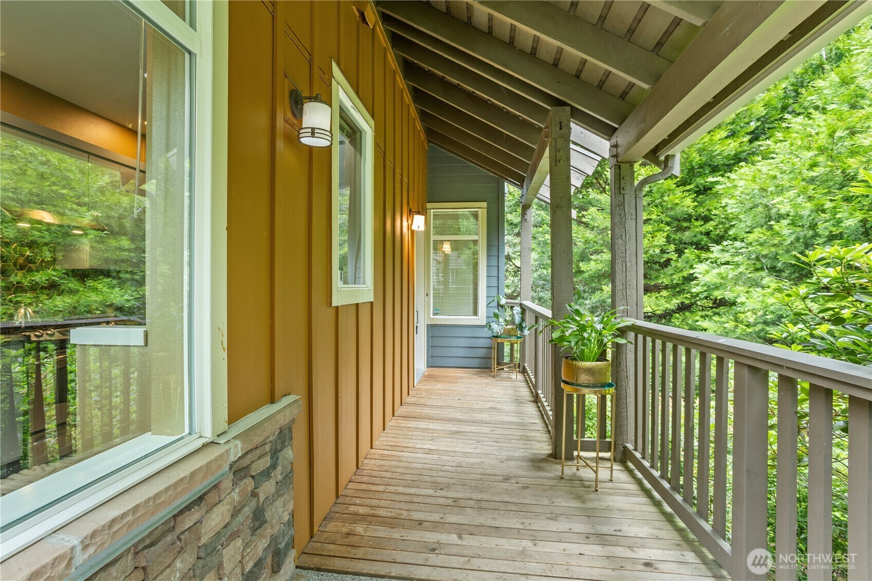 Property Photo: 176 Cougar Ridge Road NW 2302 WA 98027