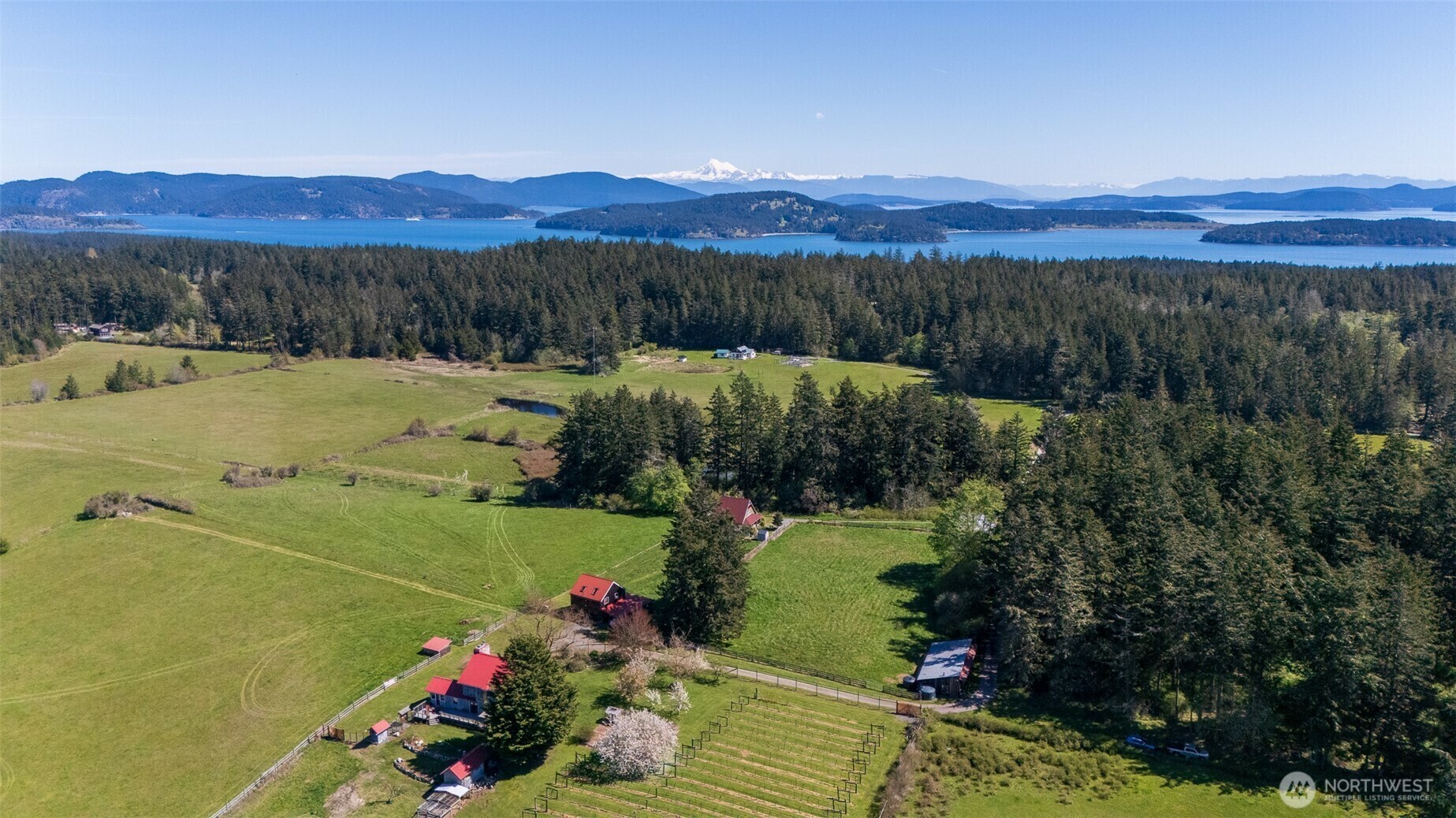 Property Photo: 472 Redtail Lane WA 98261