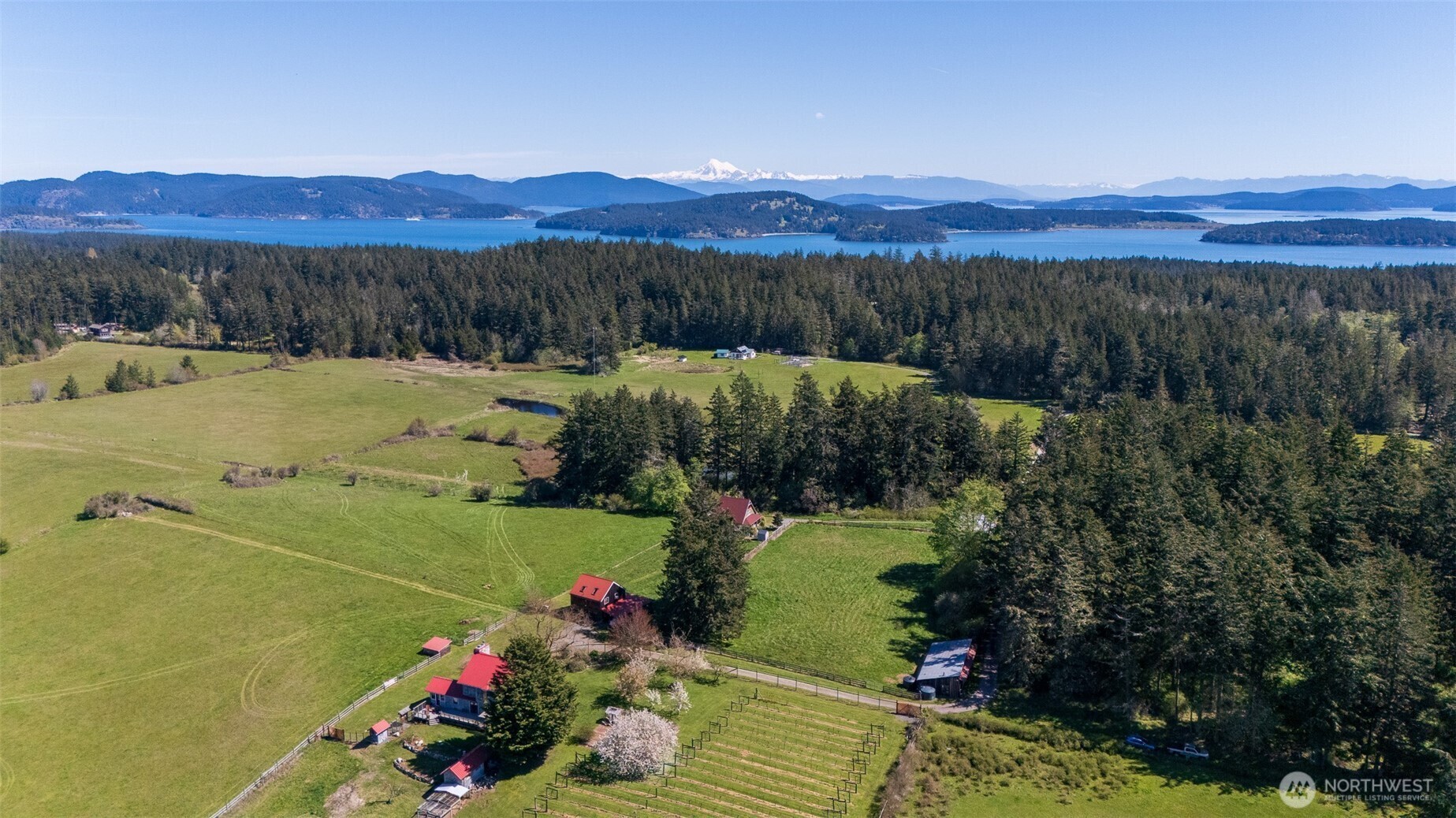 Property Photo: 472 Redtail Lane WA 98261