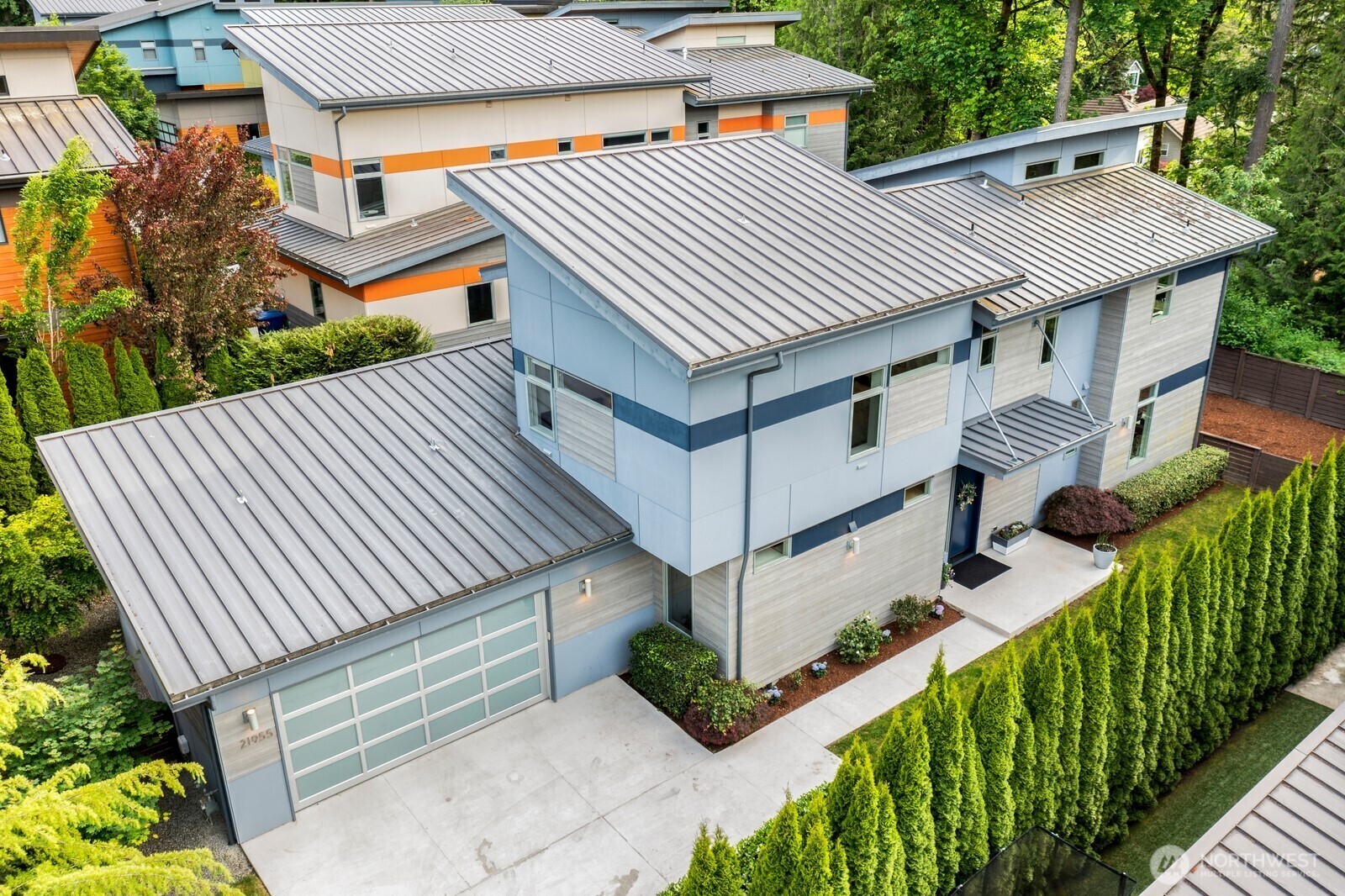 Property Photo: 21955 SE 30th Place WA 98075