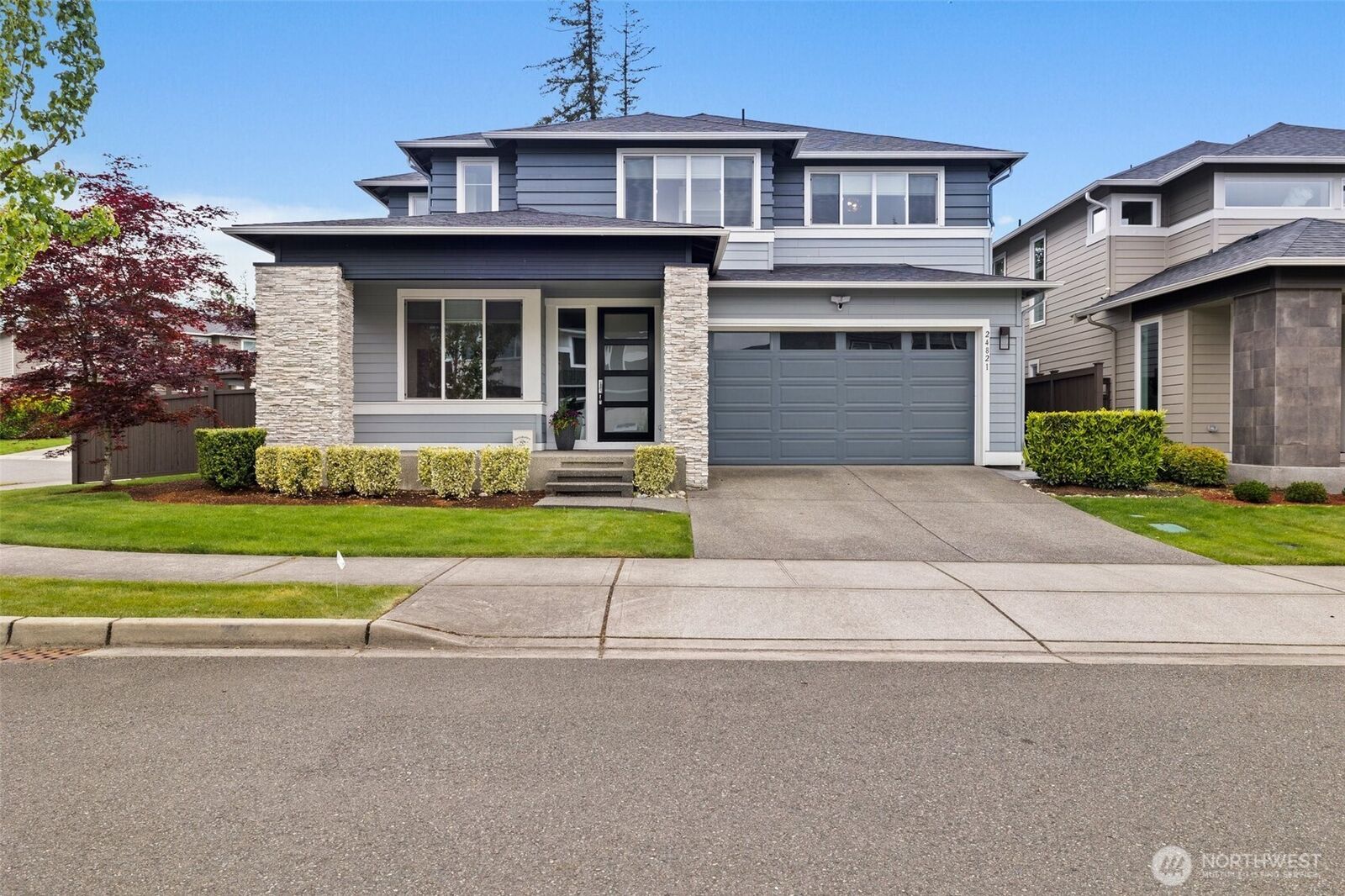 Property Photo: 24821 237th Lane SE WA 98038