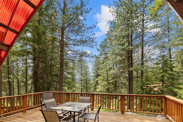 Property Photo:  30  Tom Wright Road  WA 98940 