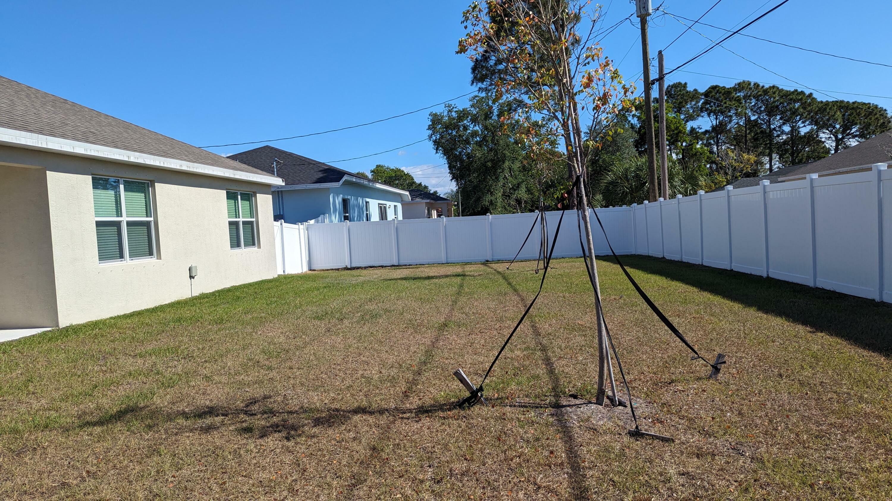 Property Photo: 2537 SW Calder Street FL 34953