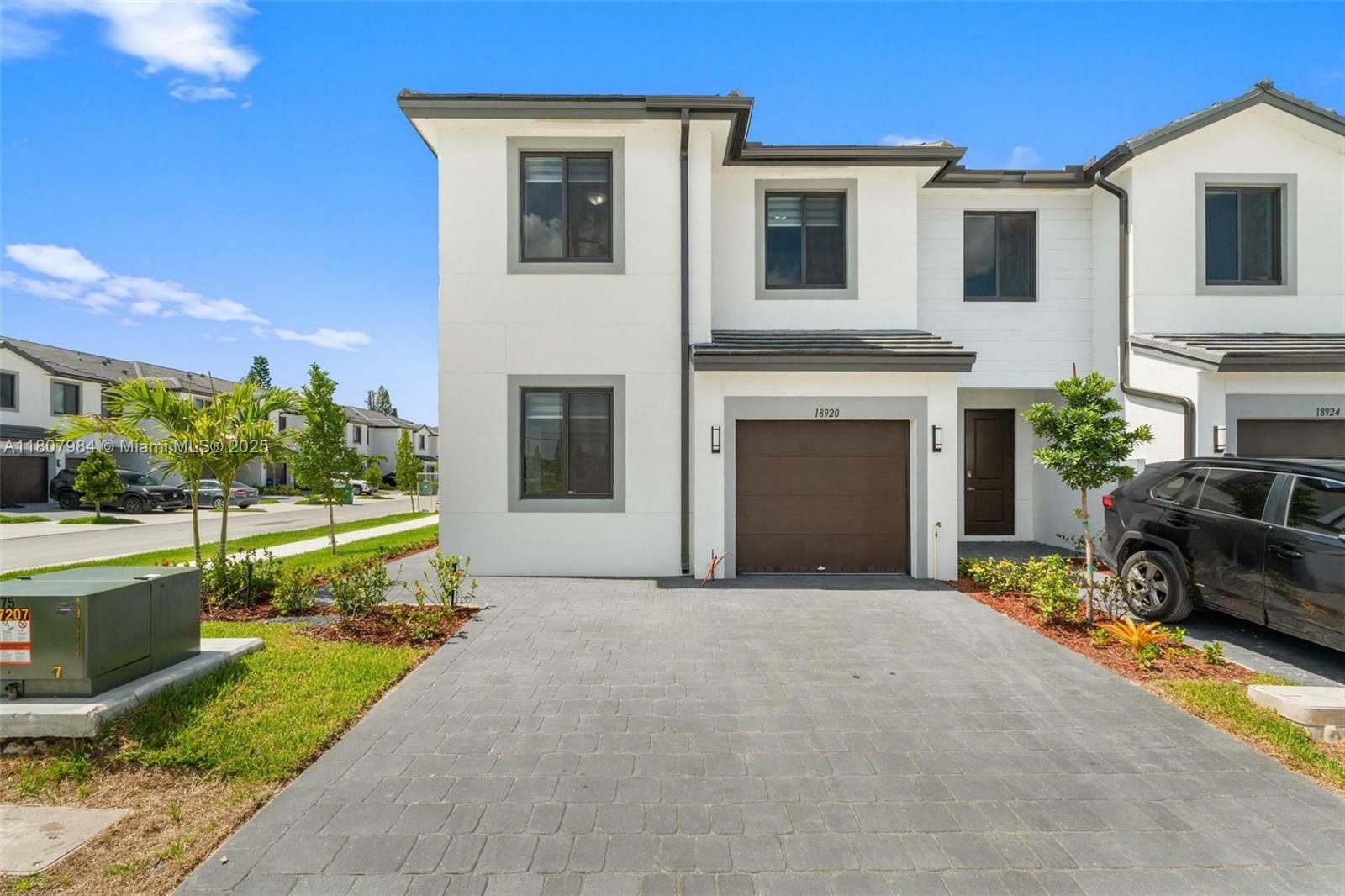 Property Photo: 18920 SW 344th Ter 18920 FL 33034