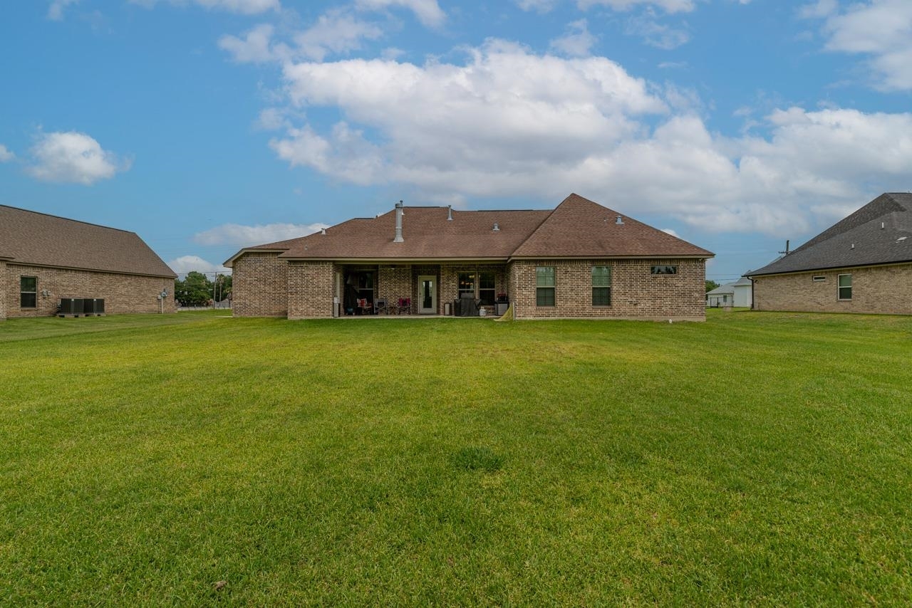 Property Photo: 108 Colonial Estates Dr. TX 77611