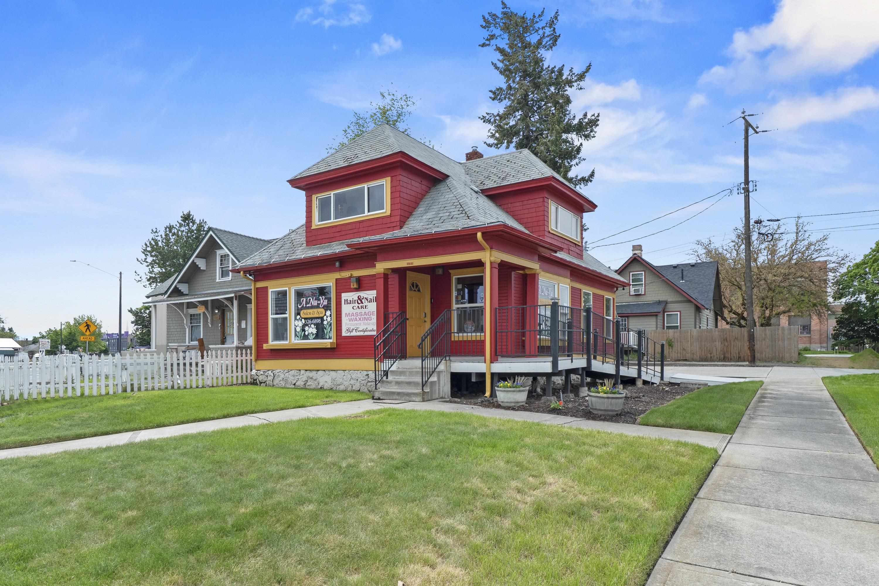 Property Photo: 1321 W Northwest Blvd WA 99205