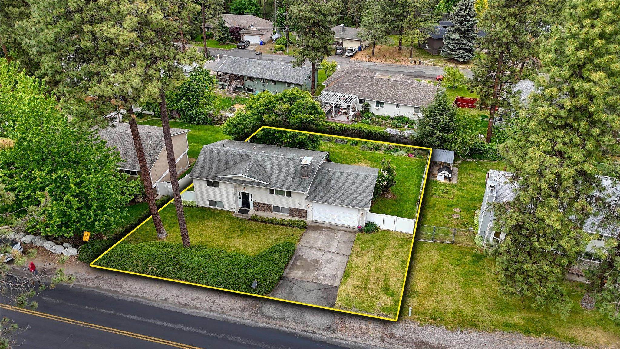 Property Photo:  1829 S Glenrose Rd  WA 99223 