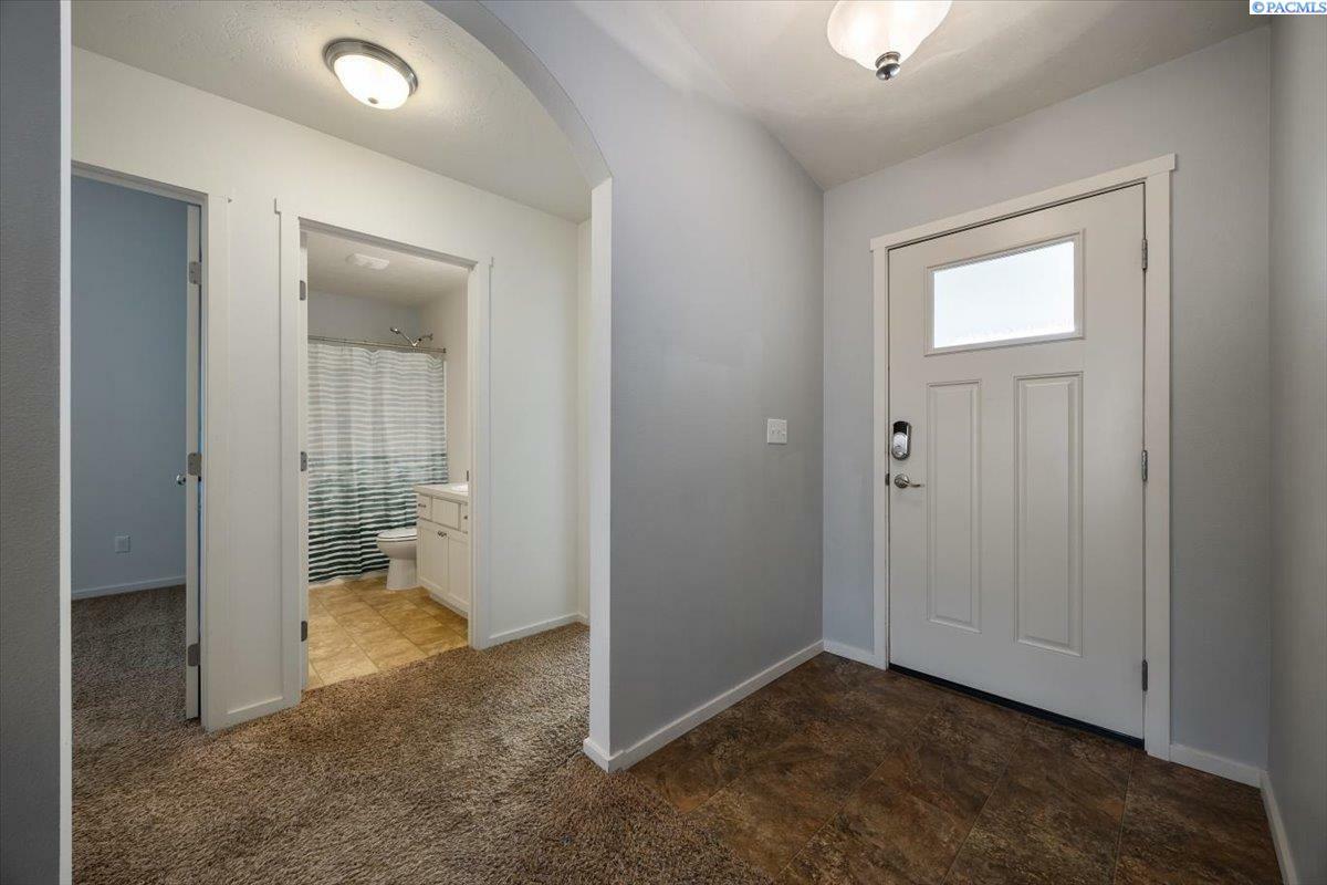 Property Photo: 5801 Tyre Dr WA 99301