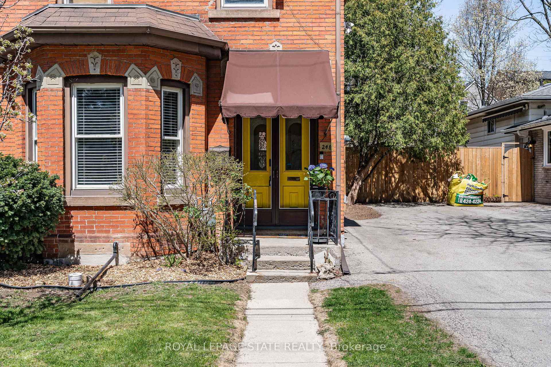 Property Photo: 248 Bold Street ON L8P 1V8