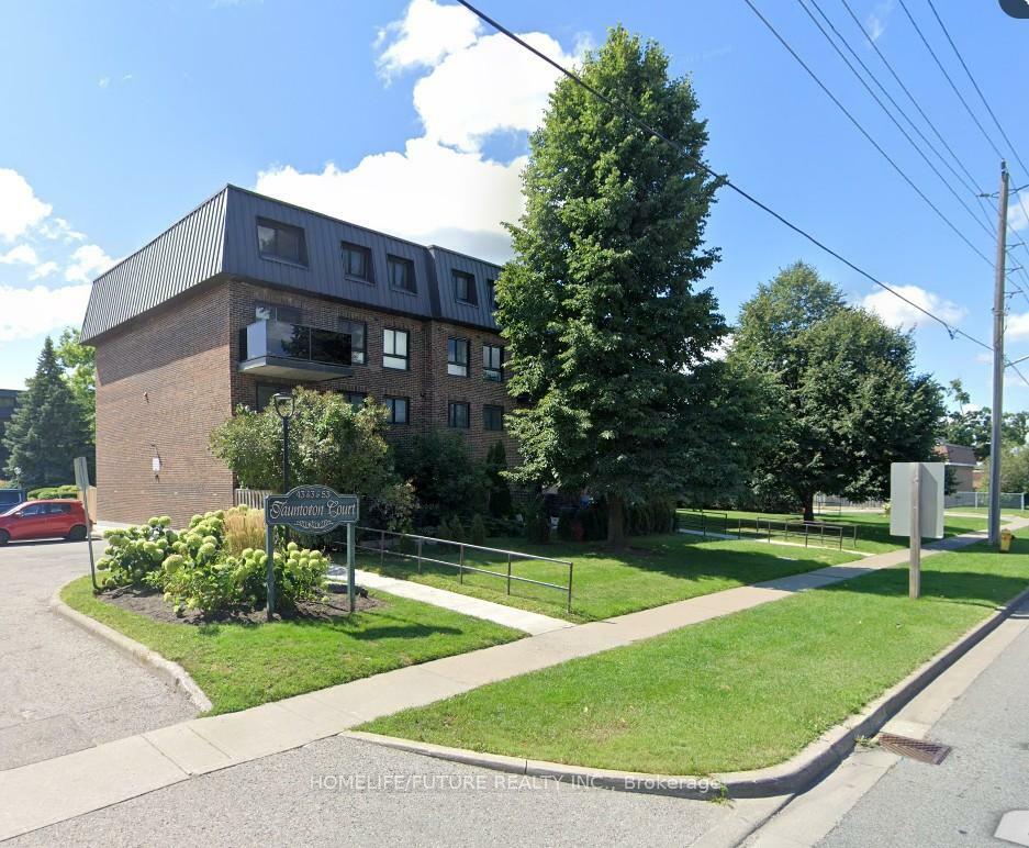 43 Taunton Road E 43  Oshawa ON L1G 3T6 photo