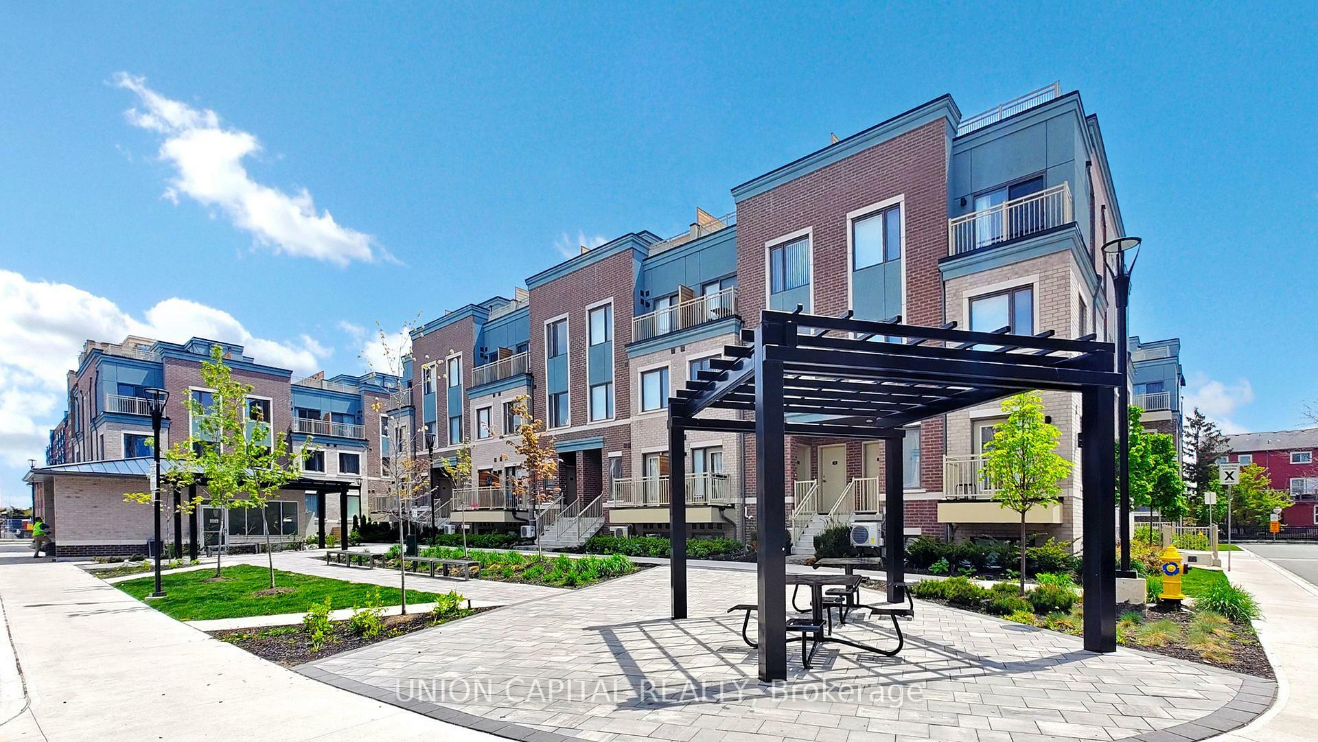 Property Photo: 15 William Jackson Way 23 ON M8V 0J8