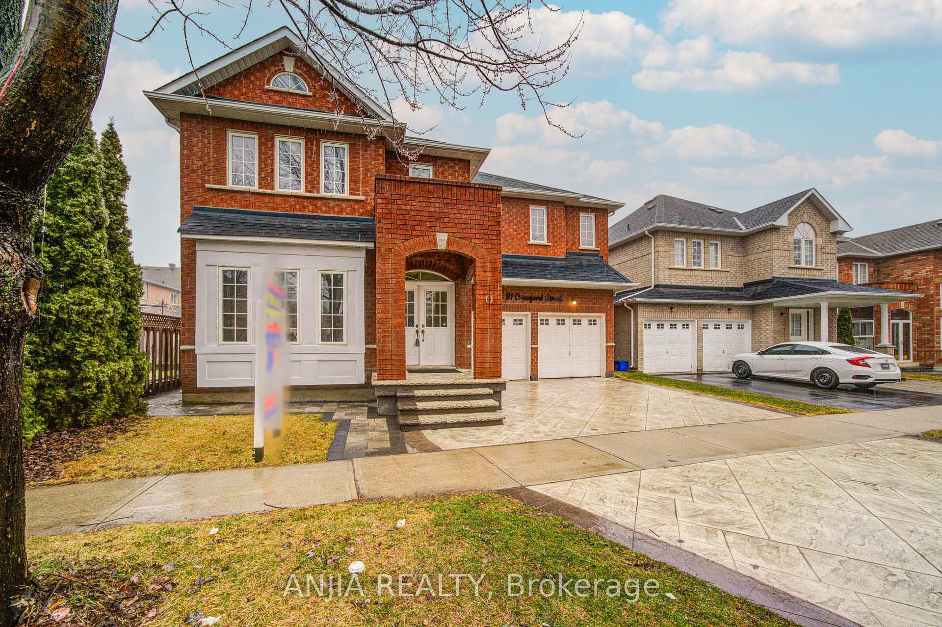 Property Photo: 91 Crawford Street ON L6C 2W3