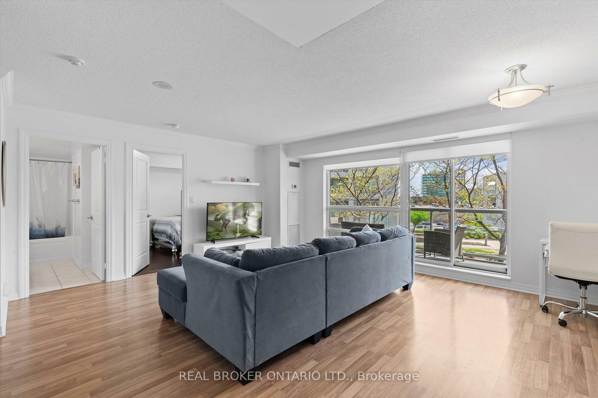 Property Photo: 2035 Sheppard Avenue E 216 ON M2J 0A8
